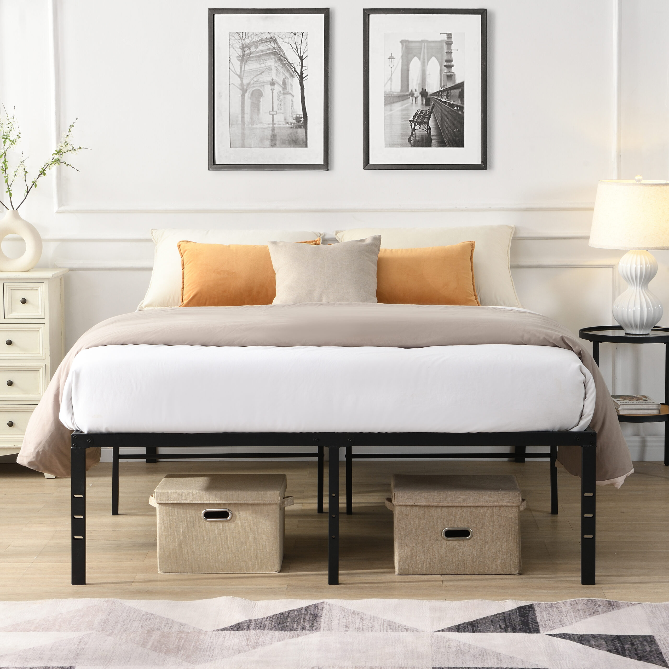 Queen Size Bed Frame , Heavy Duty Metal Bed Frame , Quick & Easy Assembly, No Noise, Black Queen Size Bed Frame , Heavy Duty Metal Bed Frame , Quick & Easy Assembly, No Noise, Black